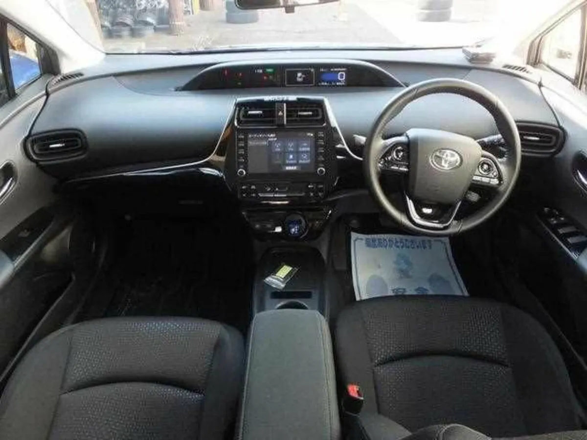 2022  TOYOTA PRIUS - Image 2