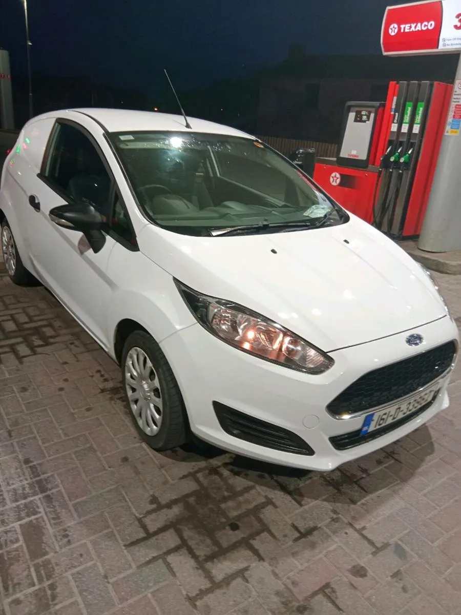 161 ford fiesta 1.5 tdi 9 - Image 1