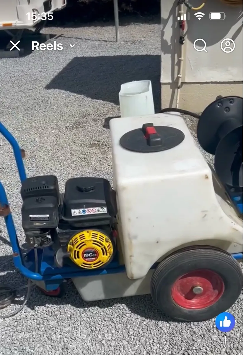 Power washer - Image 1