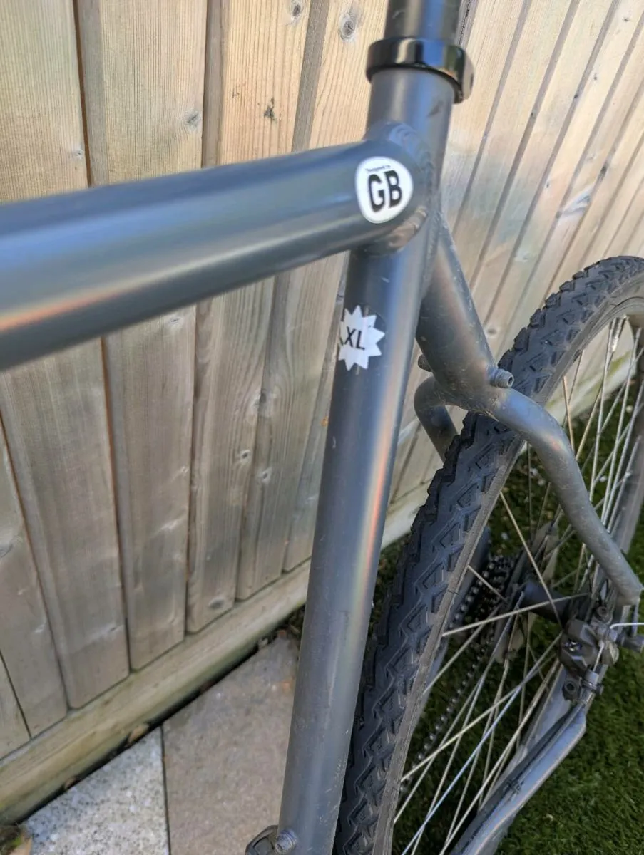 Commuter bike - charge plug disc - XL frame - Image 3