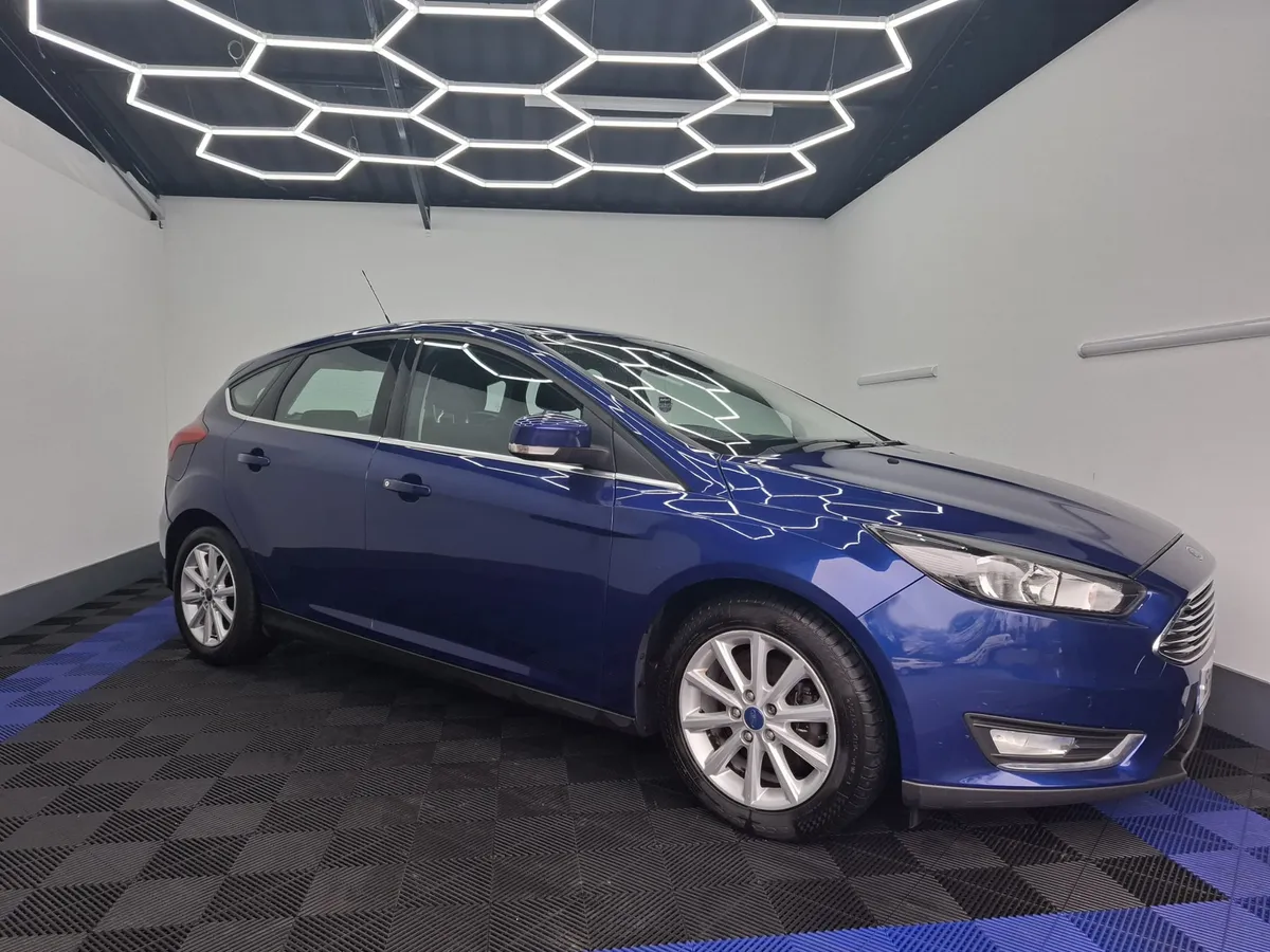 2016 Ford focus 1.5 titanium - Image 2