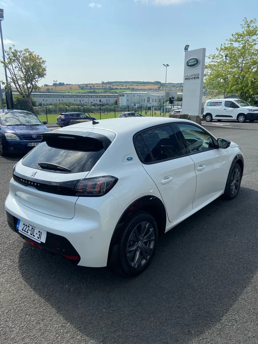 Peugeot e208 136hp 50kw - Image 2