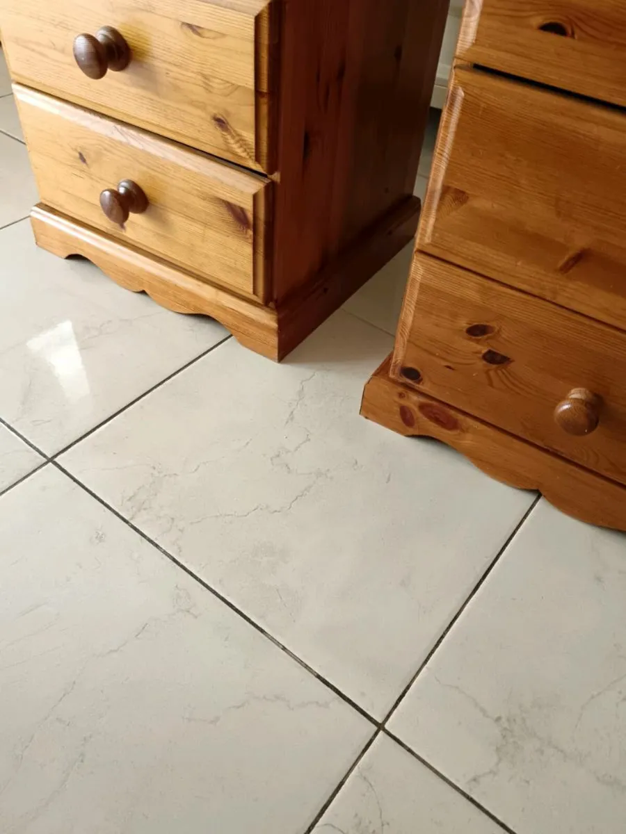 Chest of drawers - Image 4