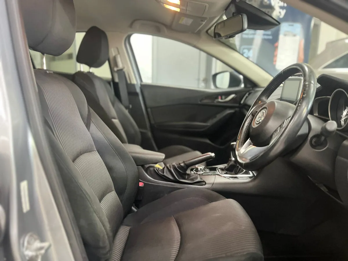 Mazda Mazda3 2015. 2.2  SE  EXECUTIVE - Image 4
