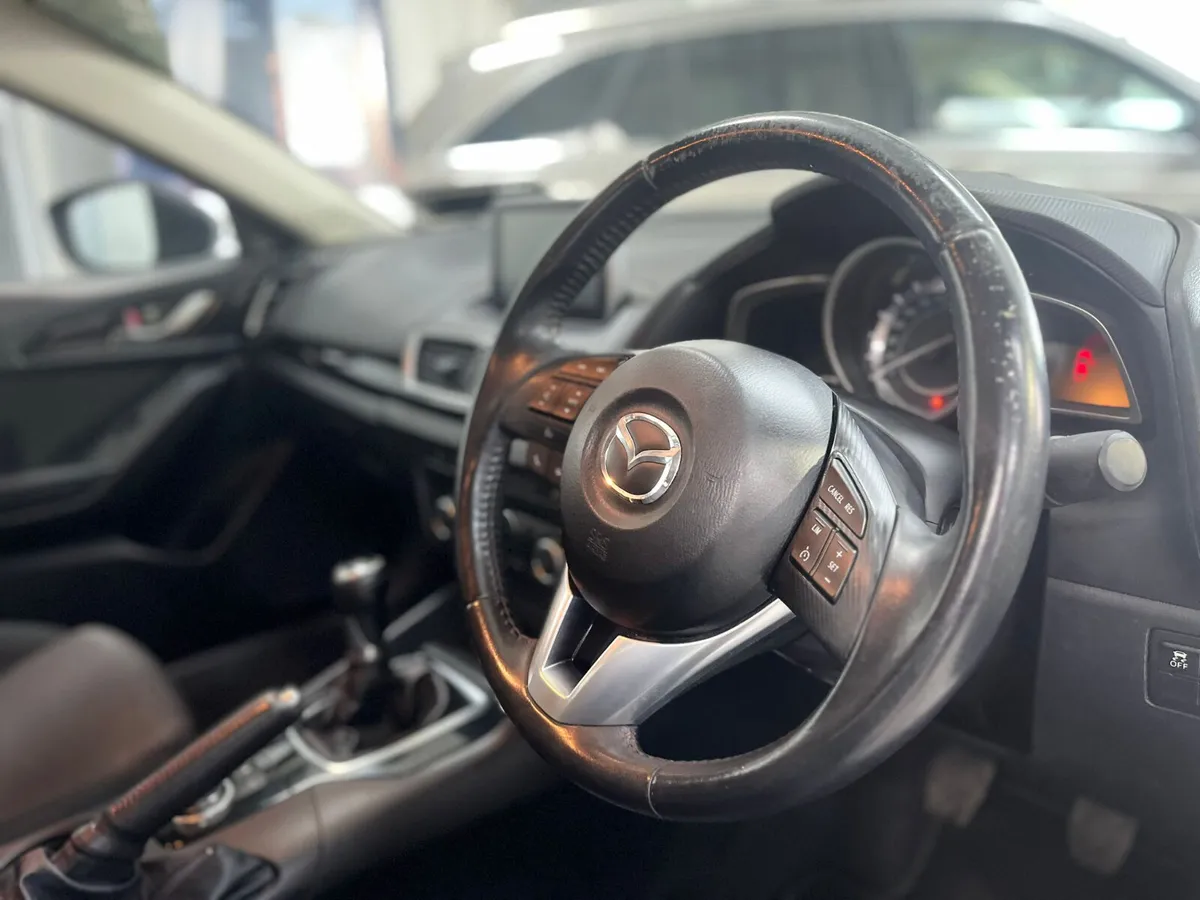 Mazda Mazda3 2015. 2.2  SE  EXECUTIVE - Image 3