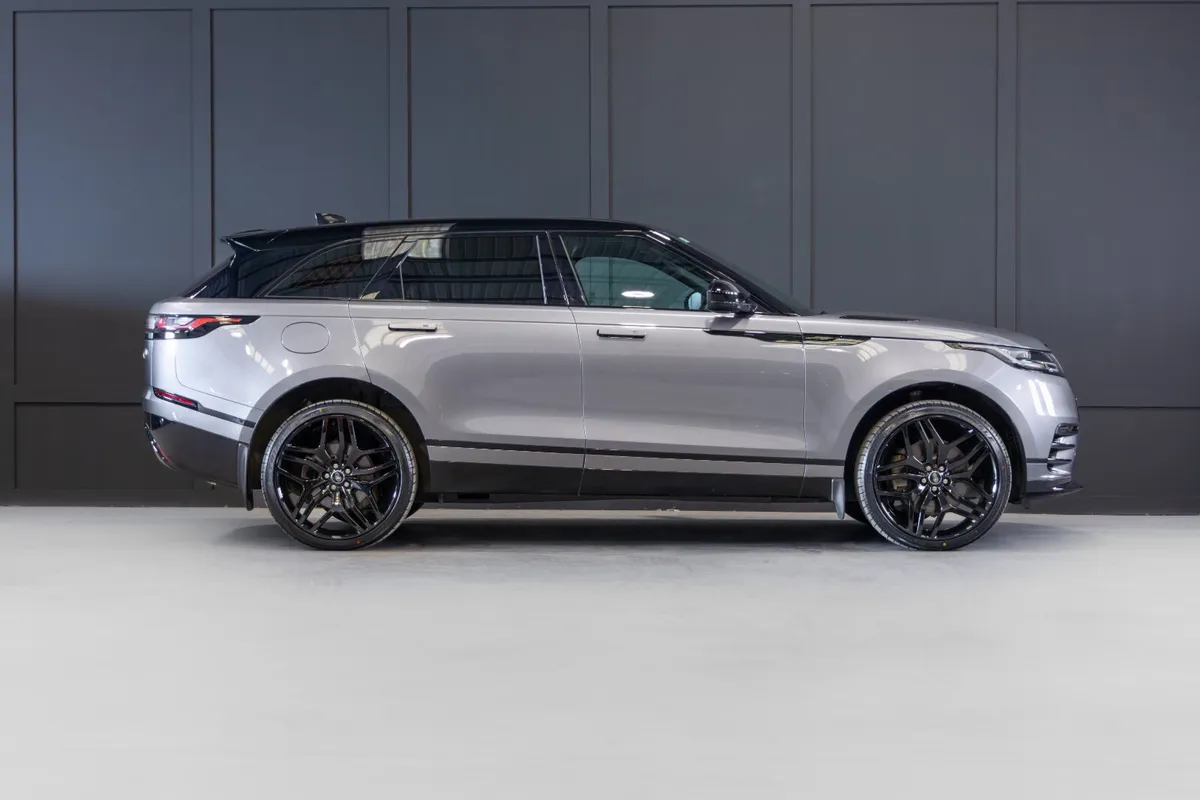 2023 Range Rover Velar R-Dynamic S - Image 2