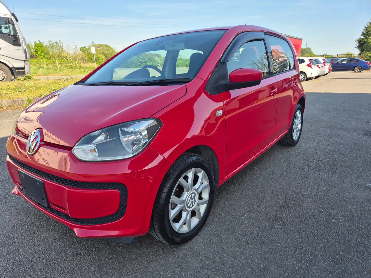 VW UP 2015 AUTOMATIC LOW MILEAGE - Image 3