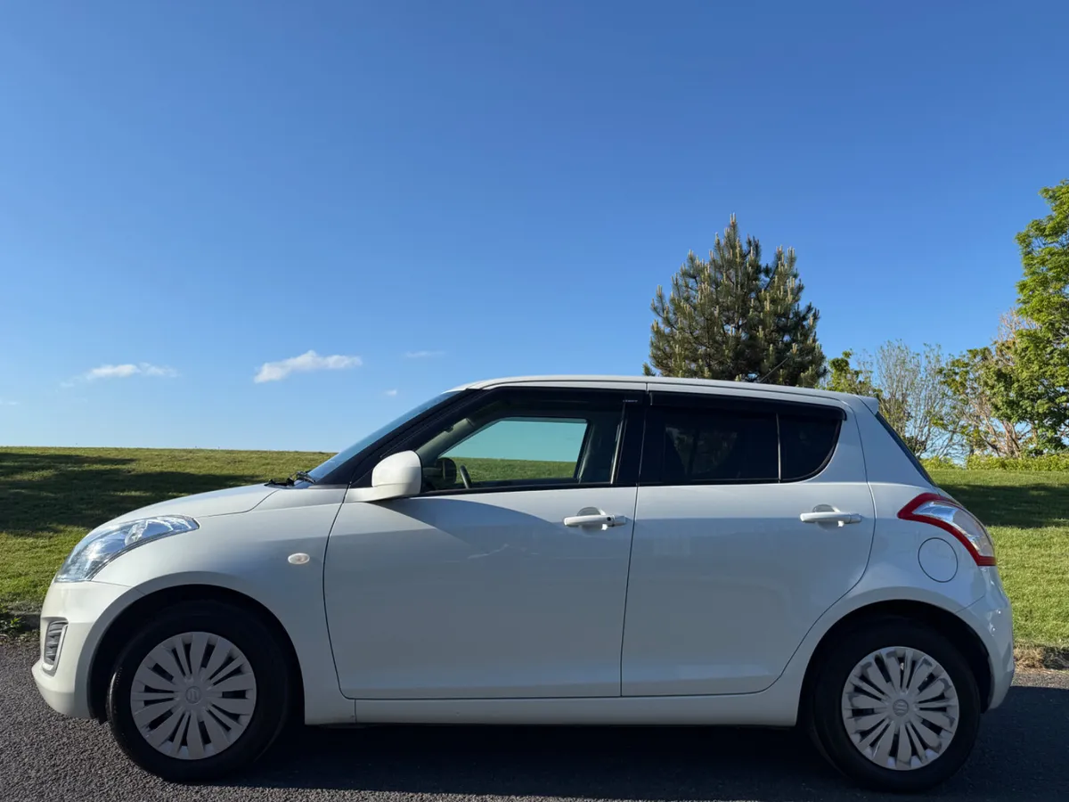 1.2 Auto , Reversing Camera - Image 4