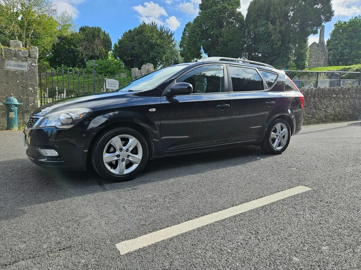 Kia Ceed Tourer 1.6 Diesel *Stamped Service Book - Image 1