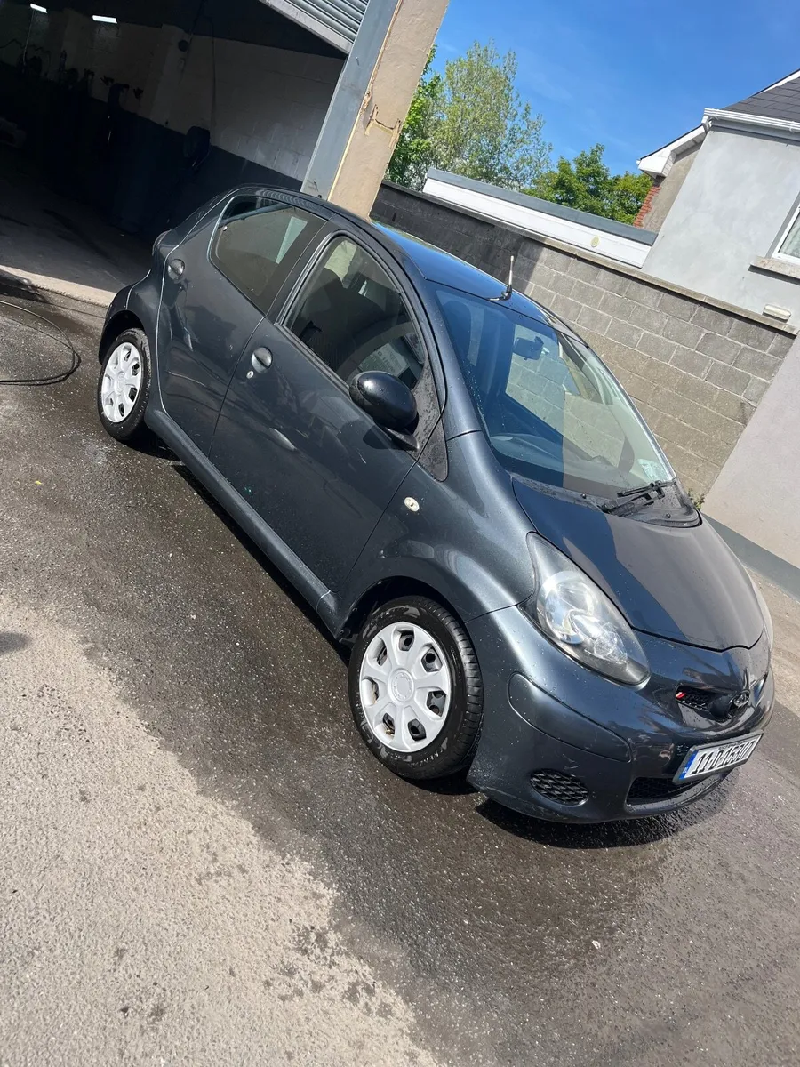 Toyota Aygo 2011 - Image 1