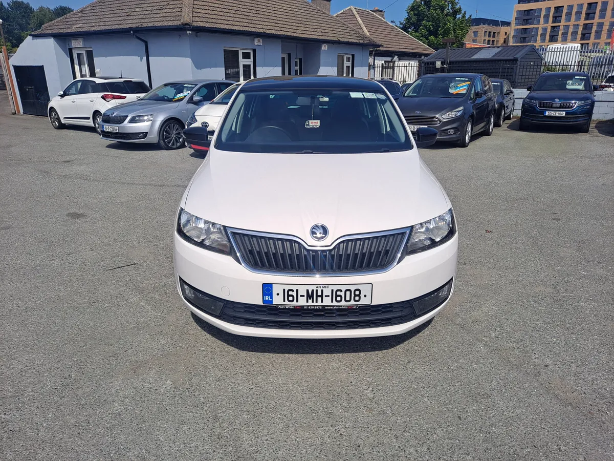SKODA RAPID SPORTBACK SPORT 1.4 TDI - Image 3