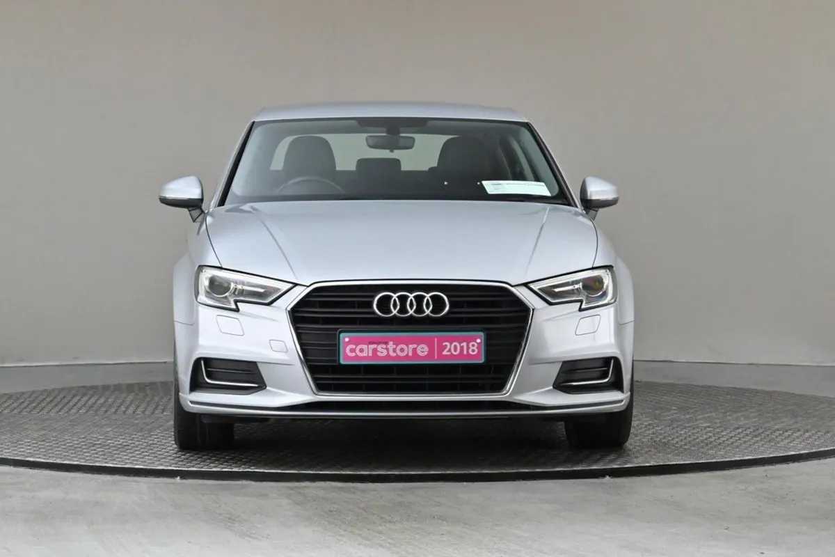 Audi A3 1.6tdi 116BHP 6spd SE 4DR  half Leather - Image 2