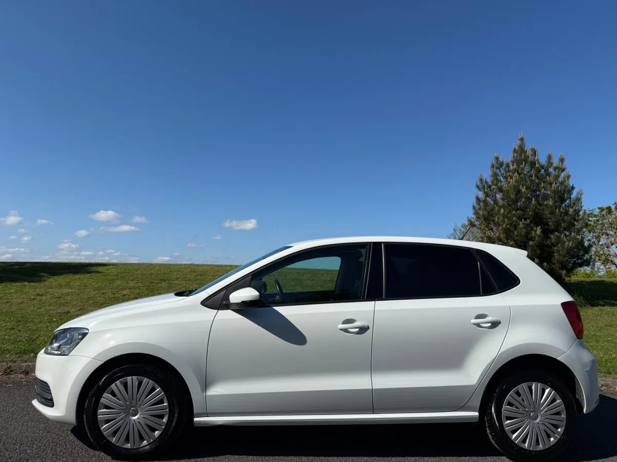 1.2 TSI Auto , Reversing Camera - Image 4