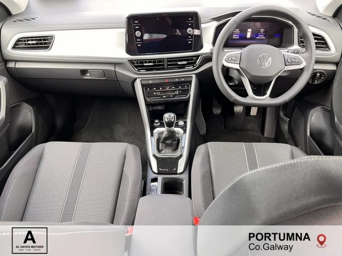 Volkswagen T-Roc Edition 75 2.0tdi M6F 116HP - Image 2