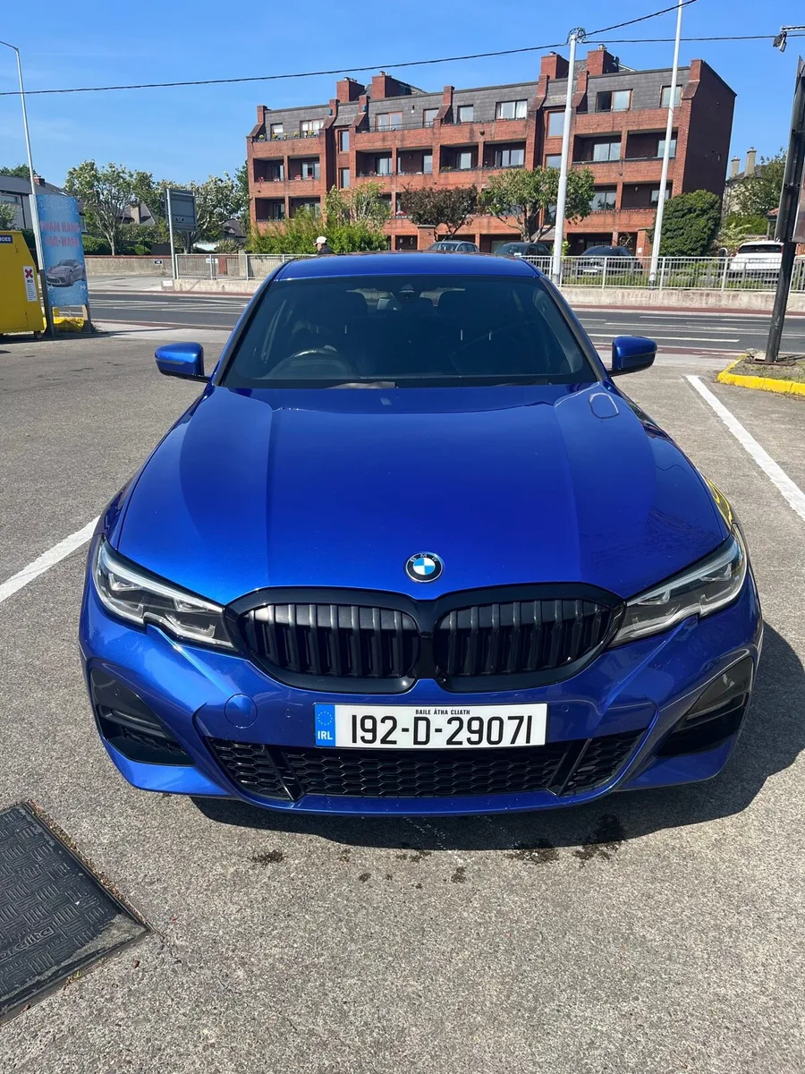 BMW 330E - Image 2