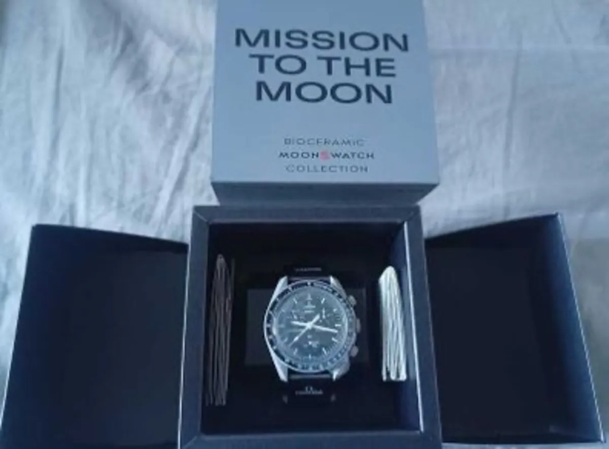 OMEGA Moonswatch Mission to the Moon Speedmaster - Image 1