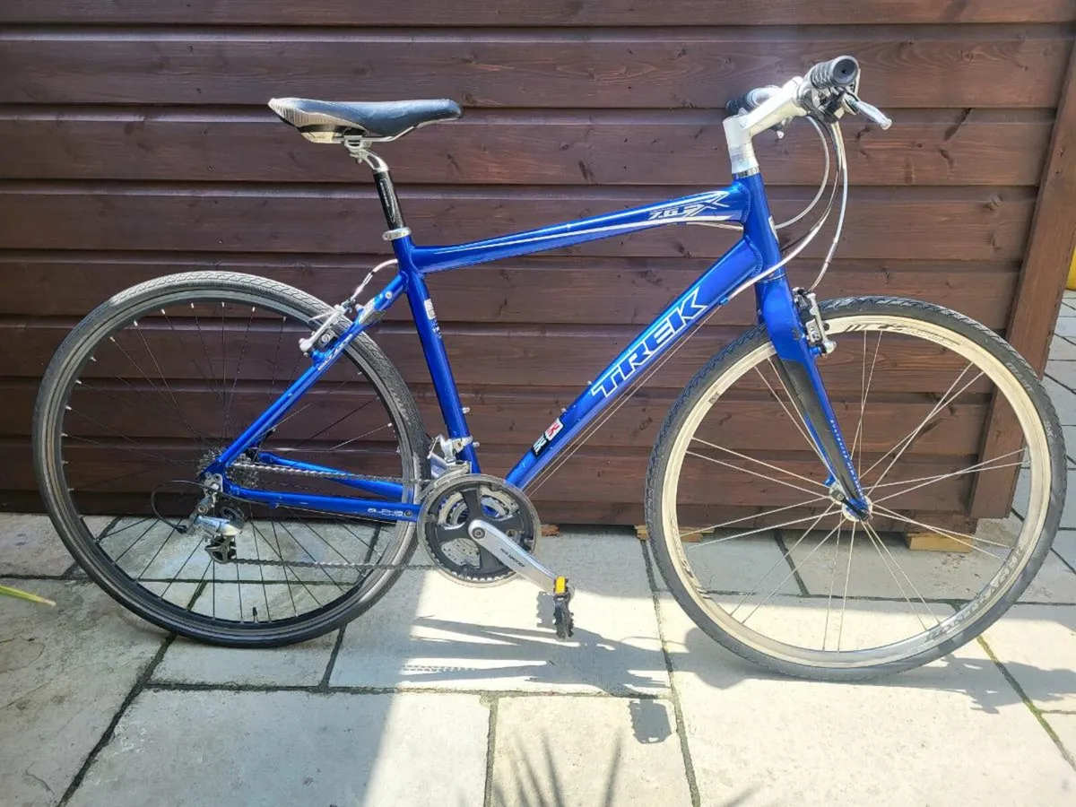 Trek 7.6FX Hybrid Bike Large - Image 1