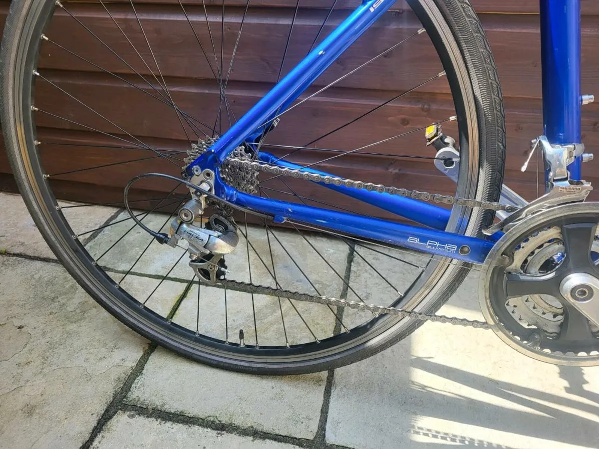 Trek 7.6FX Hybrid Bike Large - Image 2