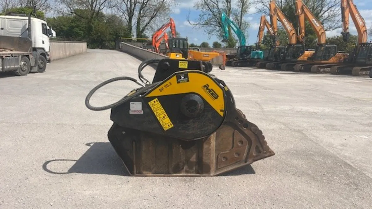 2022 MB Crusher BF90.3 - Image 1