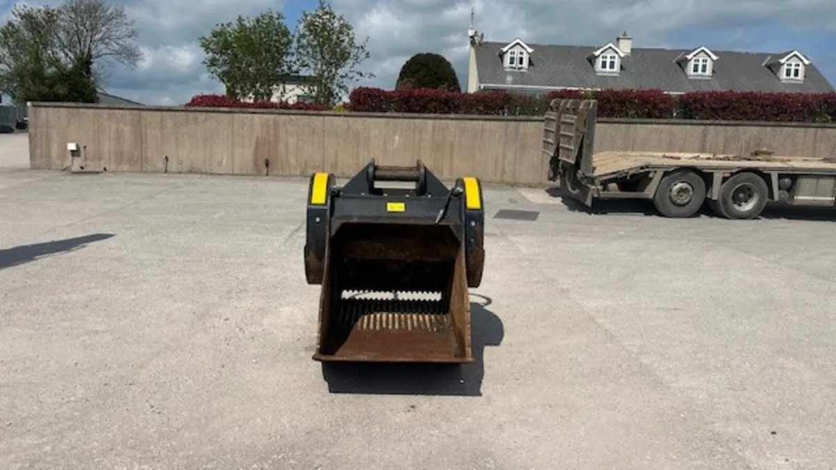 2022 MB Crusher BF90.3 - Image 2