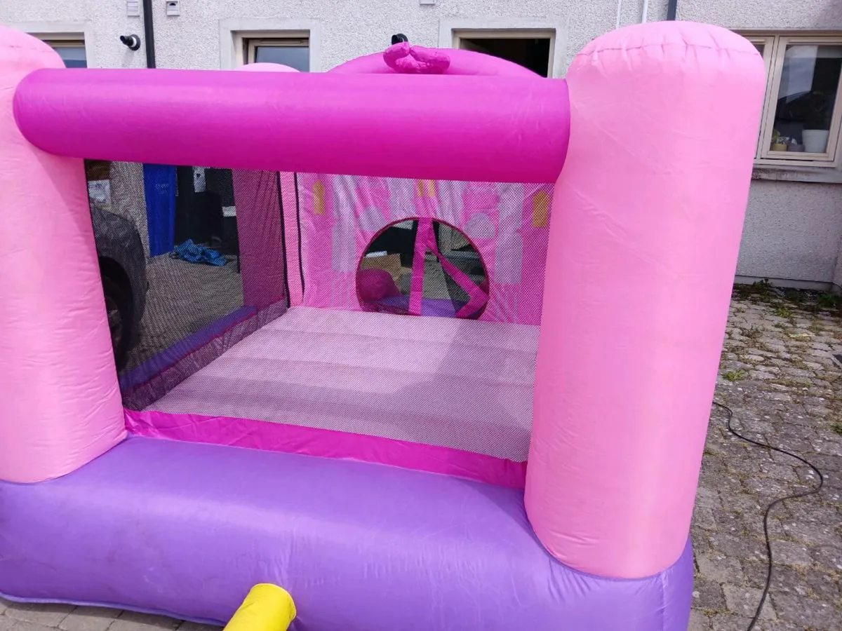 Kids Bouncy Castle - Image 3