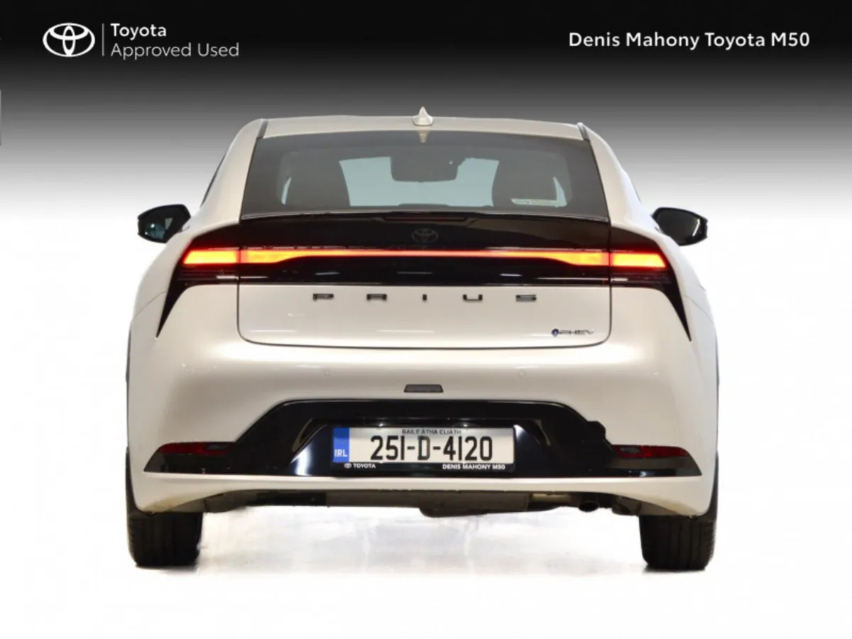 Toyota Prius Luxury PHEV Auto - Image 4