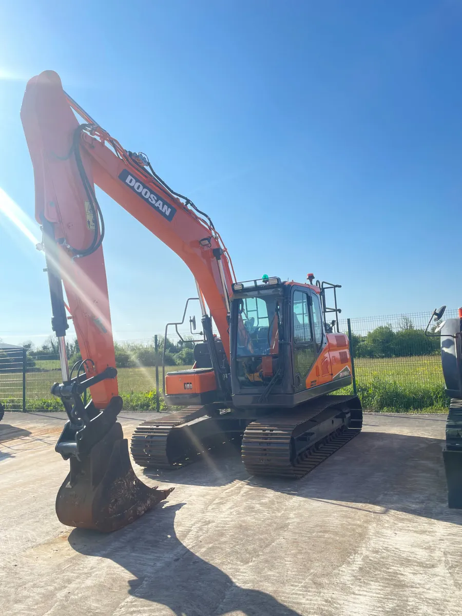 Doosan DX 140 - Image 2