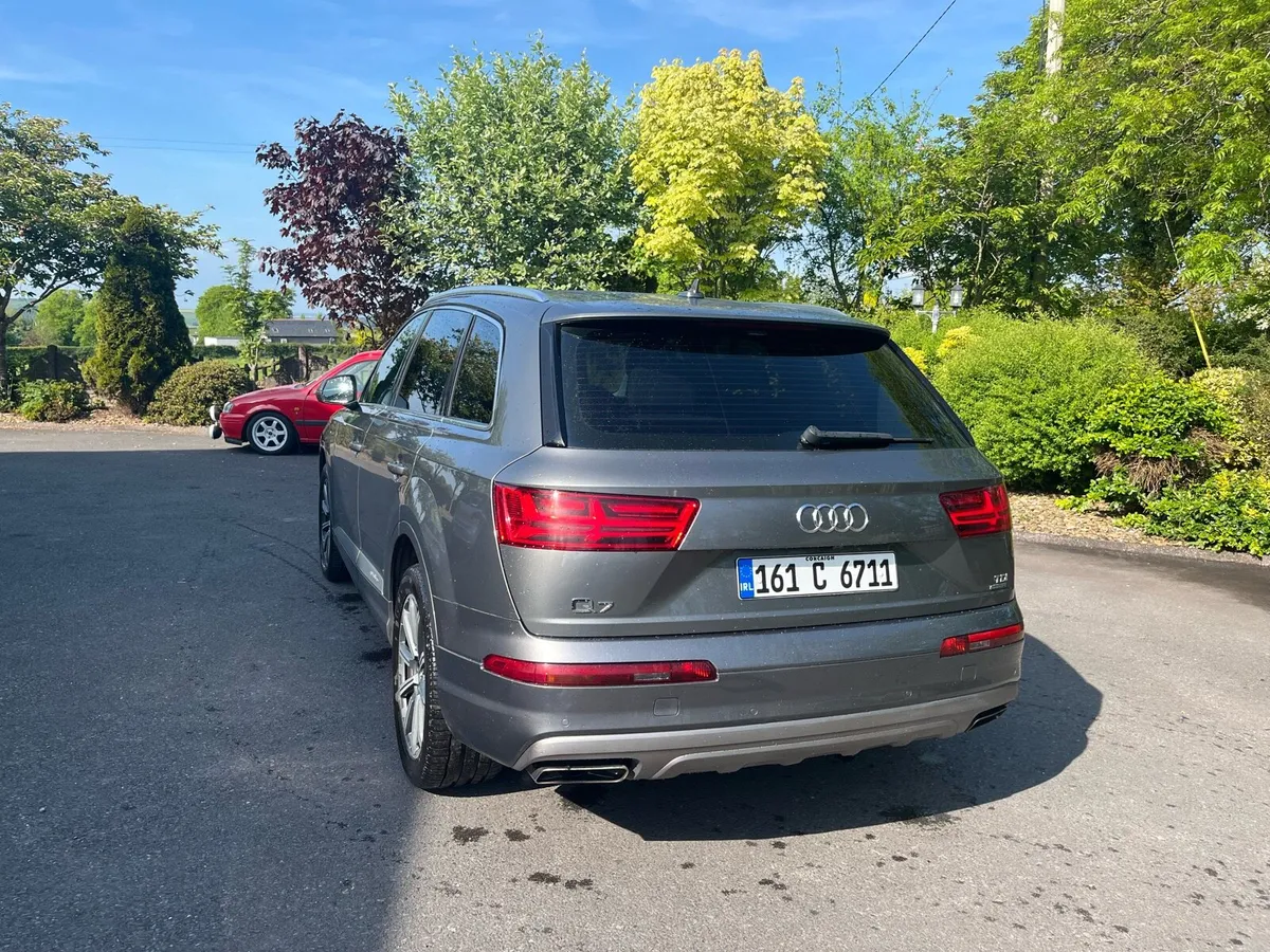 Audi Q7 7 seater 272bhp - Image 4