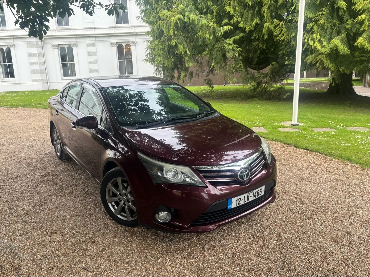 2012 Toyota Avensis 2.0 D4D 124 bhp 6 speed high s - Image 2