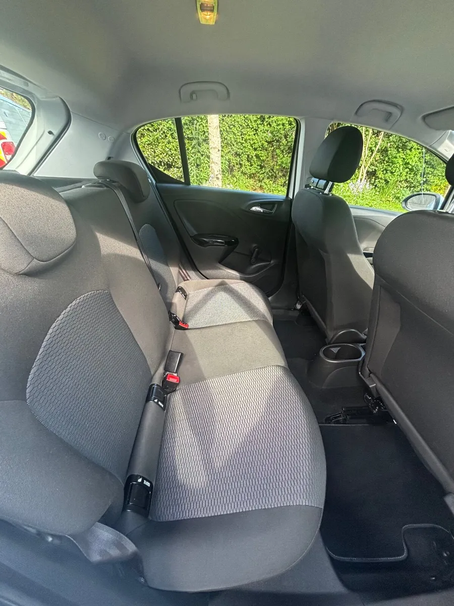 Opel Corsa 2017 - Image 1