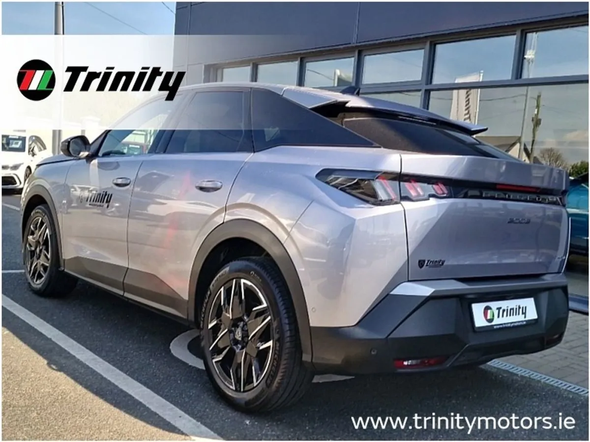 Peugeot 3008 1.2 Mhev Puretech 136bhp Edcs6 Allur - Image 3