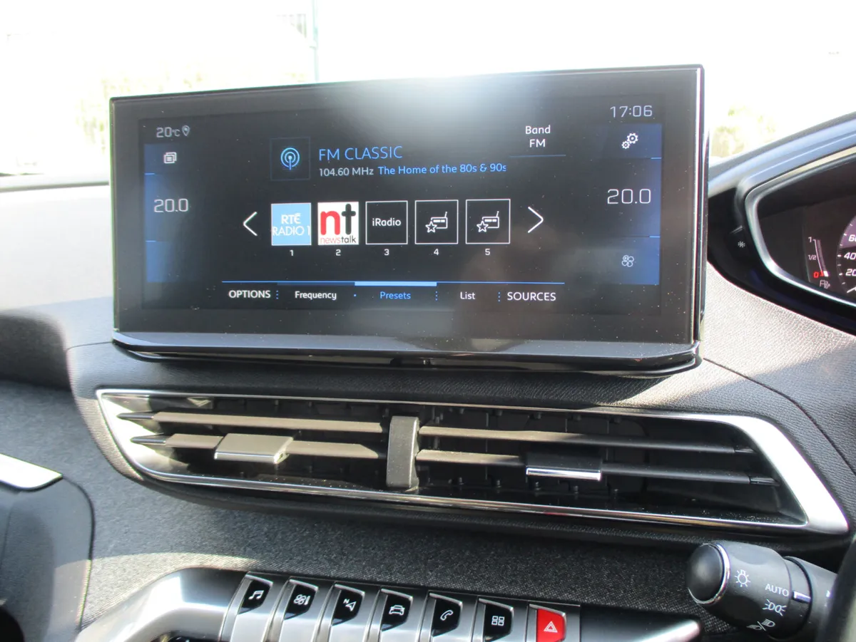 Peugeot 3008 2023 1.5 hdi 130 bhp allure - Image 2