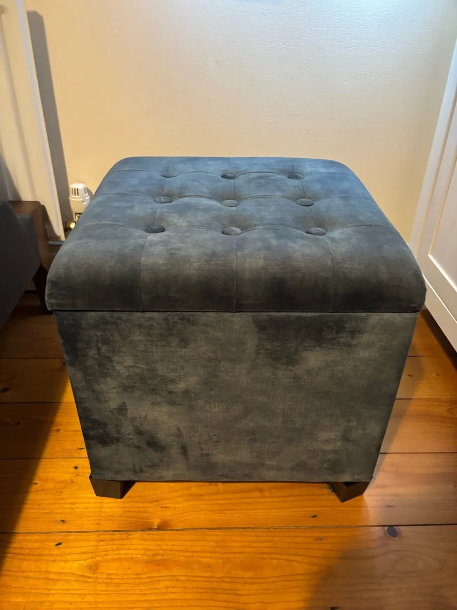 Storage stools