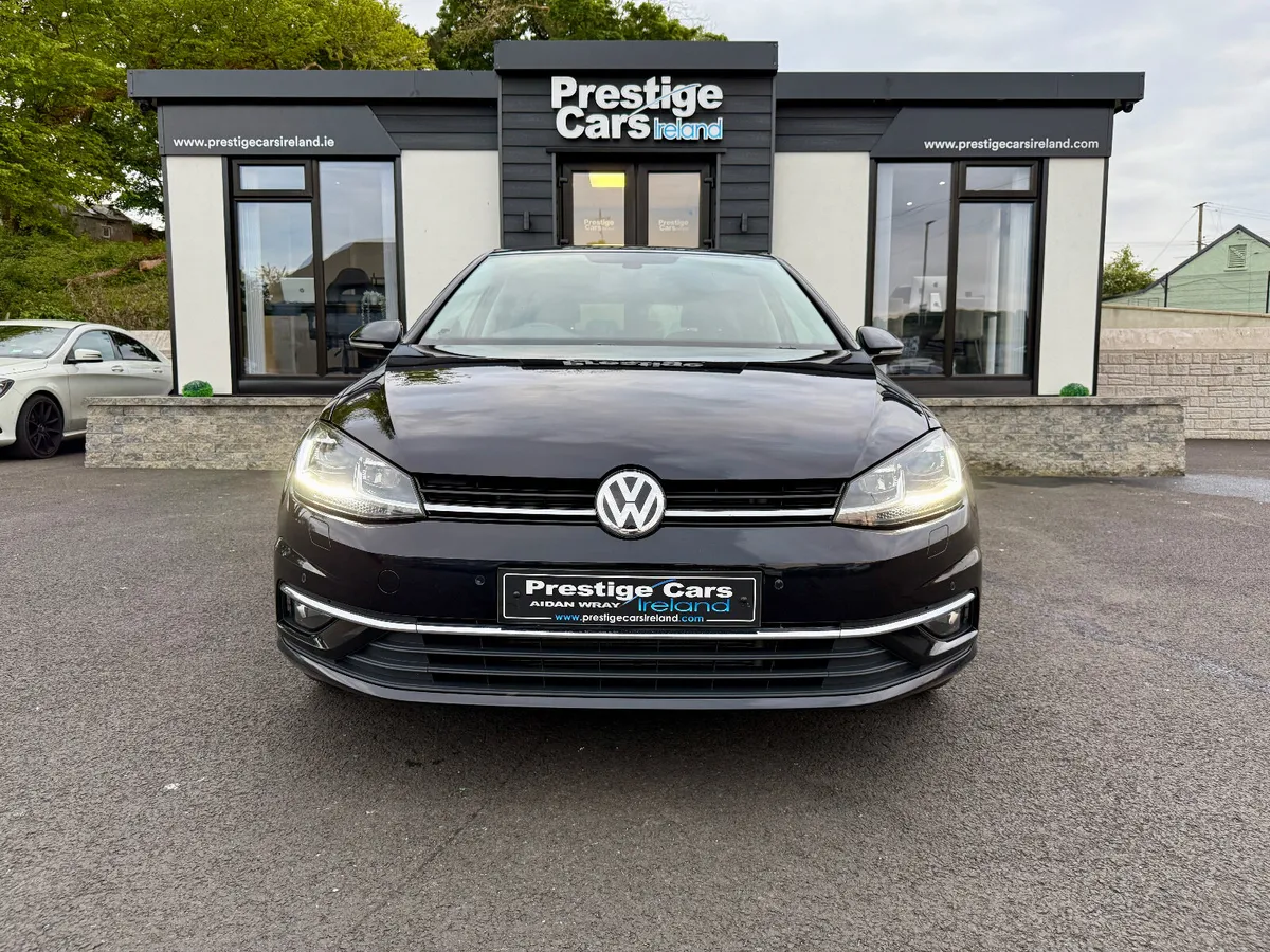 201 VOLKSWAGEN GOLF 1.6 TDI MATCH EDITION,XENONS - Image 2