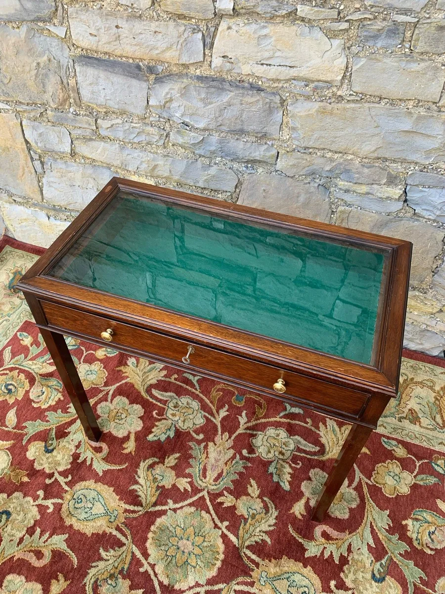 Edwardian Mahogany Bijouterie Display cabinet. - Image 3