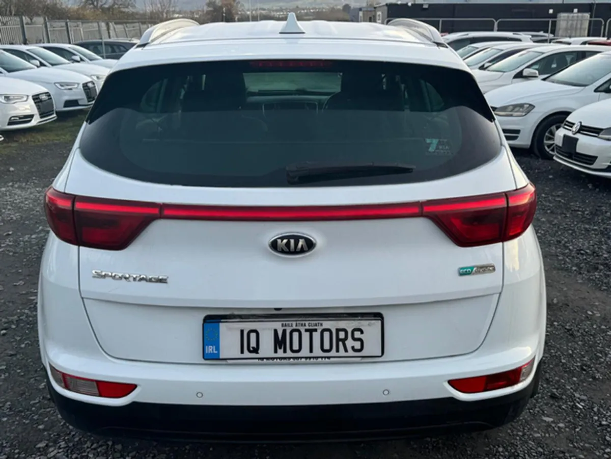 Kia Sportage 1.7 Diesel -  2016 with 1 YEAR WARRAN - Image 4