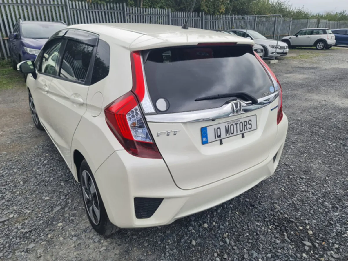 Honda Fit 1.5L Petrol Hybrid Automatic - Image 4