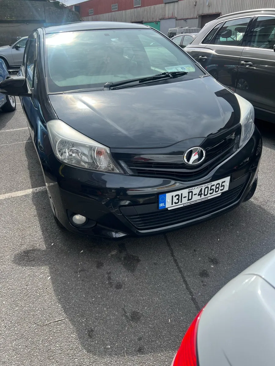 Toyota vitz 1.3 - Image 1