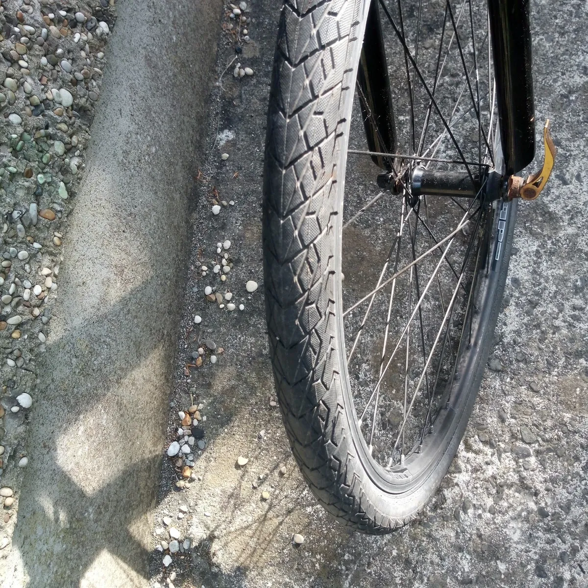 Carerra mountain bike - Image 3