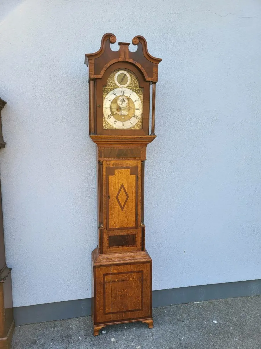 Longcase clock - Image 1