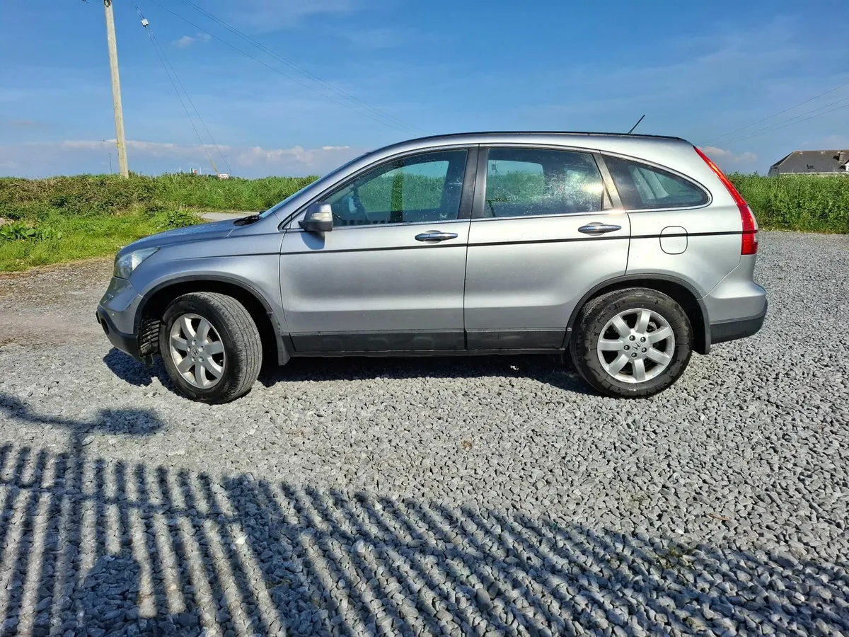Honda CR-V 2008 - Image 2