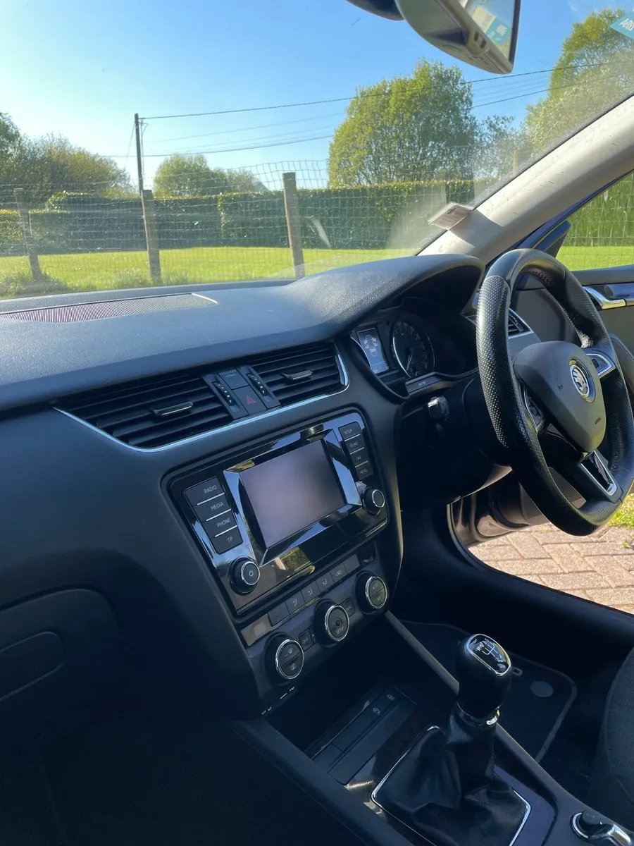 Skoda Octavia 2015 - Image 3