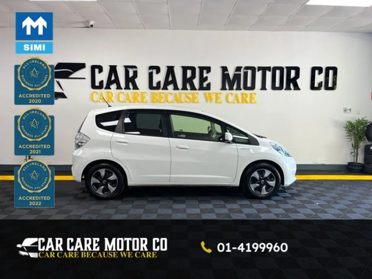 Honda Fit Daa-gp1 CVT Hybrid 5DR Auto - Image 1