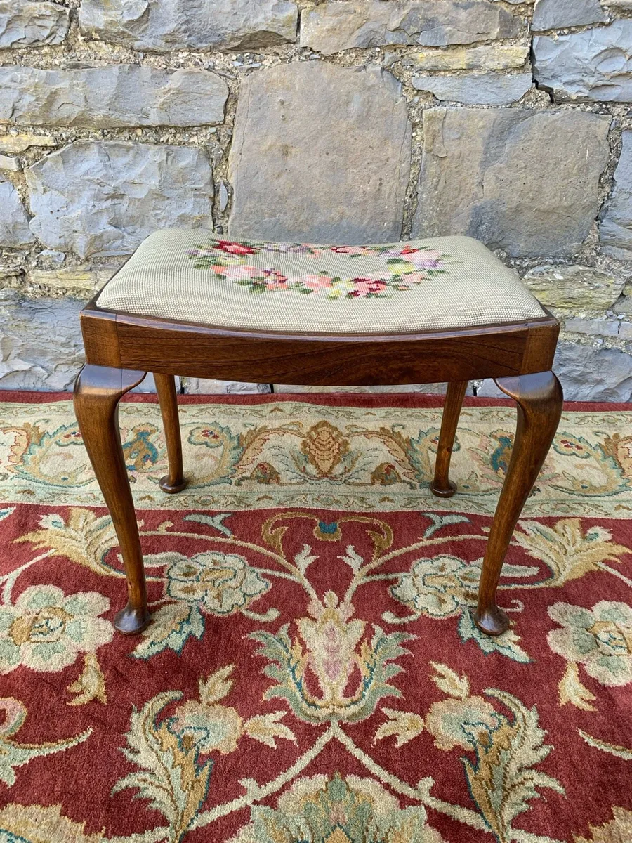 Antique walnut vanity stool - Image 1