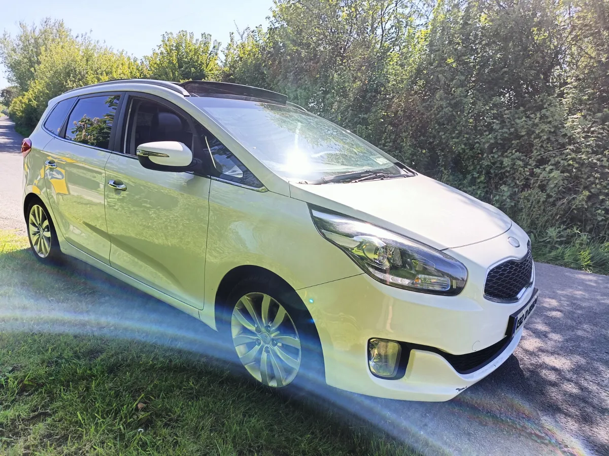 Kia Carens 2013 - Image 2