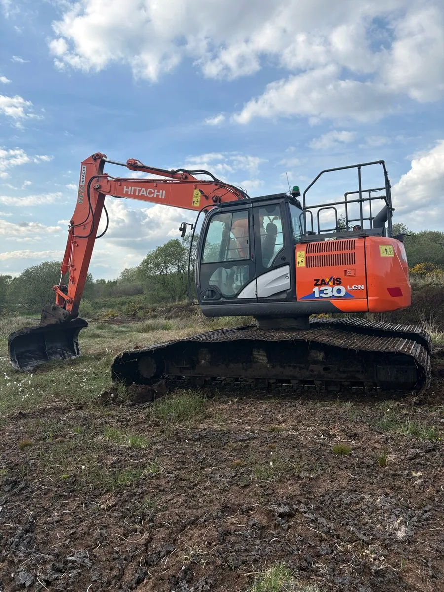 Hitachi 130-6 Widepad - Image 2