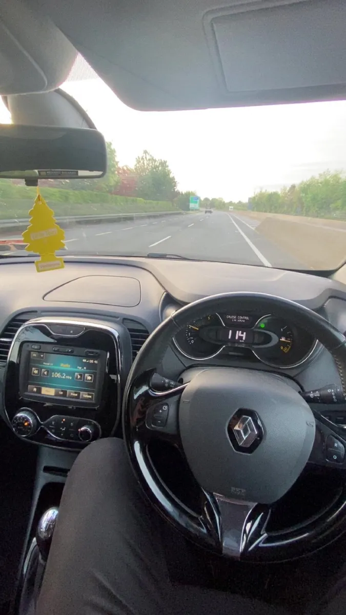 Renault Captur new nct (parking sensors, sat nav) - Image 2