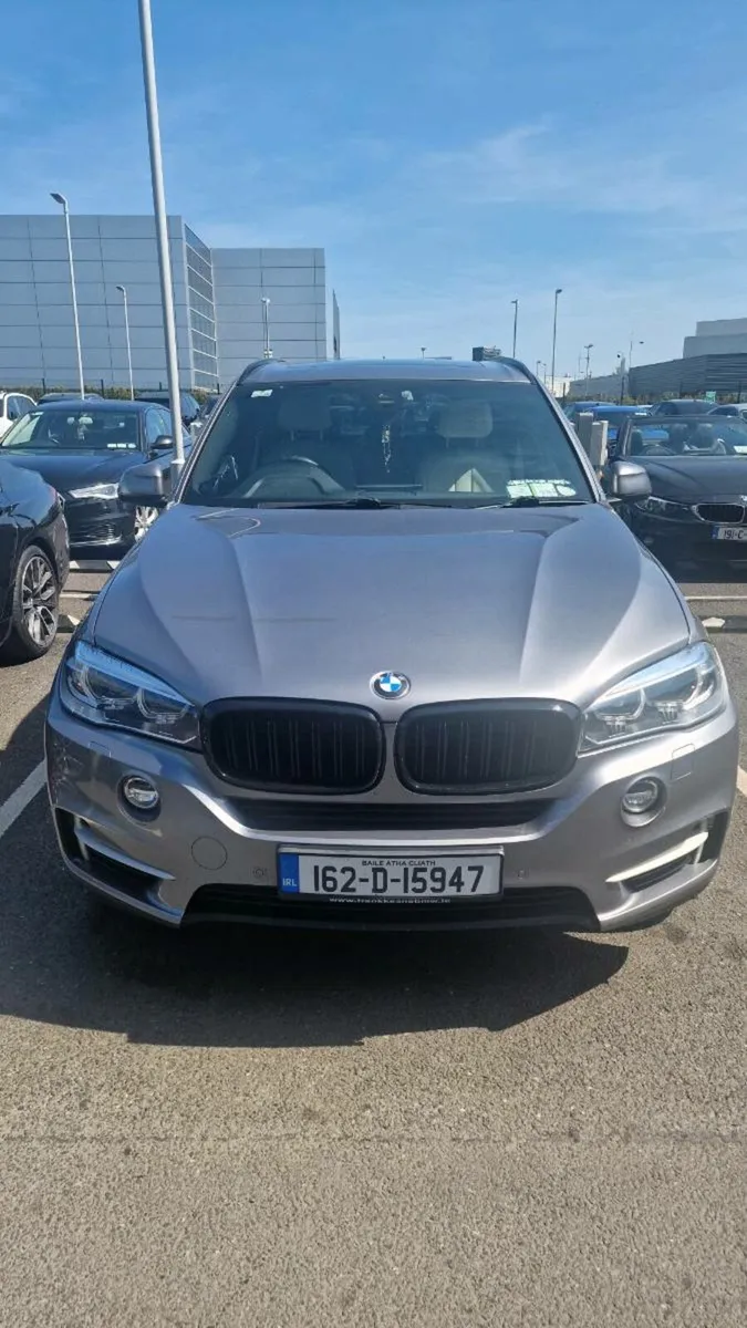 Bmw x5 ,7 seater - Image 1