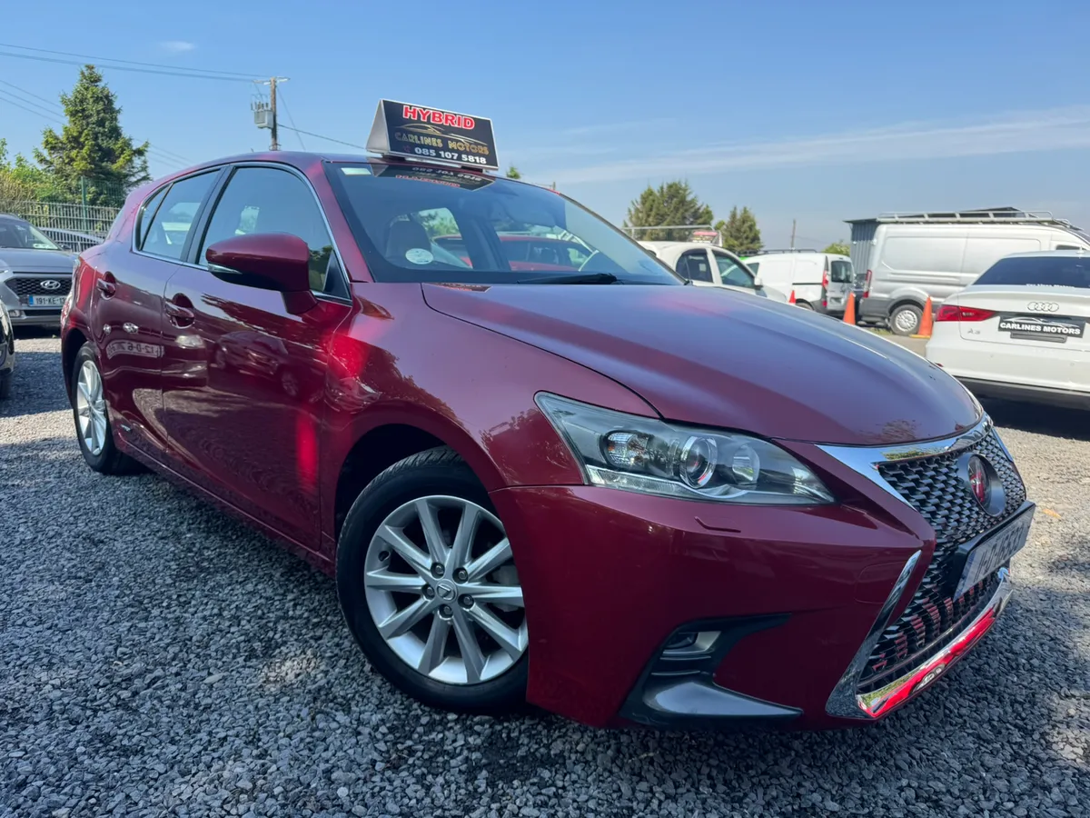 Lexus CT200 HYBRIS AUTOMATIC - Image 2