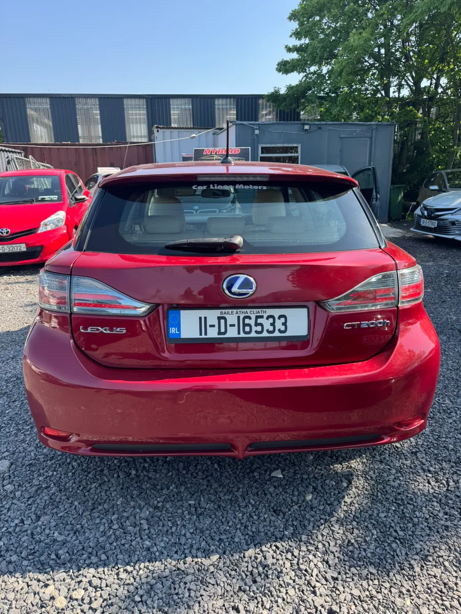 Lexus CT200 HYBRIS AUTOMATIC - Image 4
